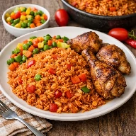 طريقة-عمل-طبق جولوف رايس النيجيري مع دجاج وخضار ملونة - طبق رئيسي غني بالألوان والنكهات الأفريقية الأصيلة